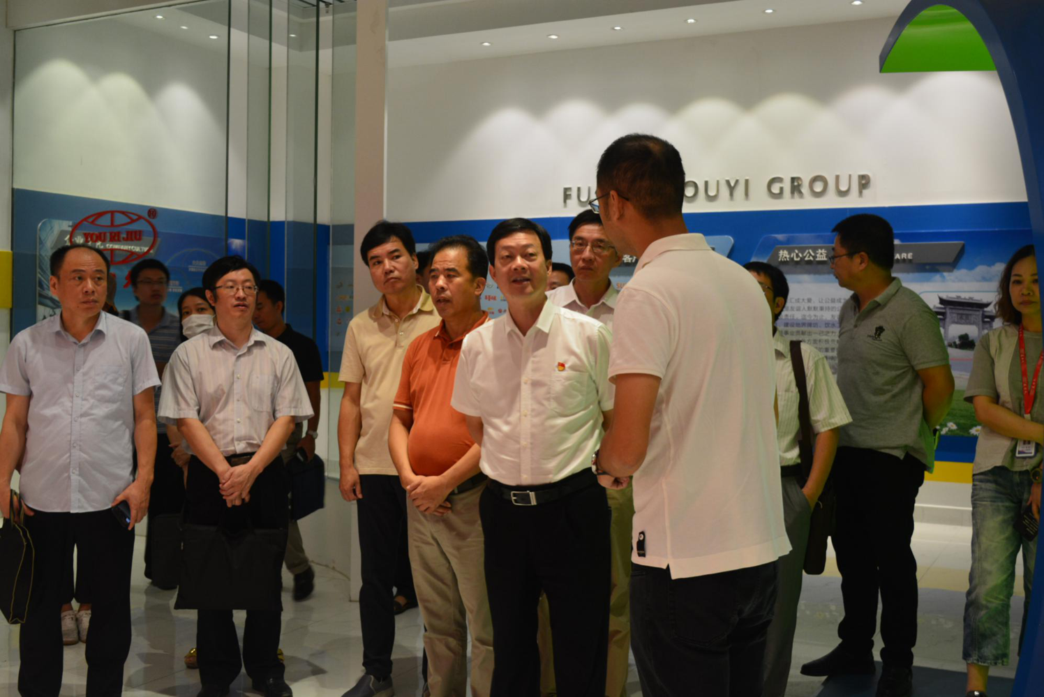 福建省工信厅向导一行莅临9001cc金沙以诚为本集团调研